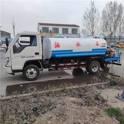 東風(fēng)5方灑水車水炮車廠家